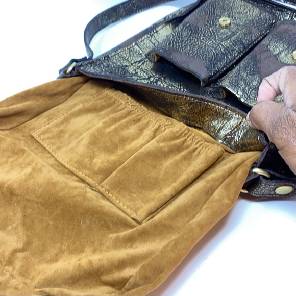 Patricia Nash Distressed Metallic Foil Armenian Messenger Bag. - Picture 8 of 12